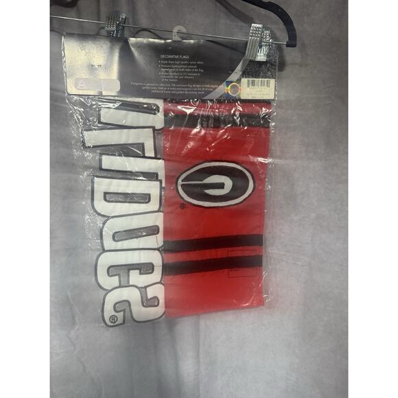 Georgia Bulldogs garden flag 12.5"x18" Bulldogs flag Single-sided applique - Picture 2 of 2